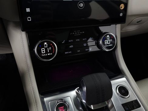 Used 2022 Jaguar F-PACE S image 34