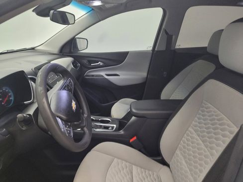 Used 2021 Chevrolet Equinox LS FWD image 17