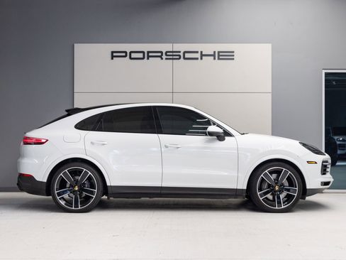 Certified 2023 Porsche Cayenne Platinum Edition AWD/4WD image 8
