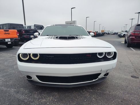 Used 2015 Dodge Challenger R/T Plus image 2