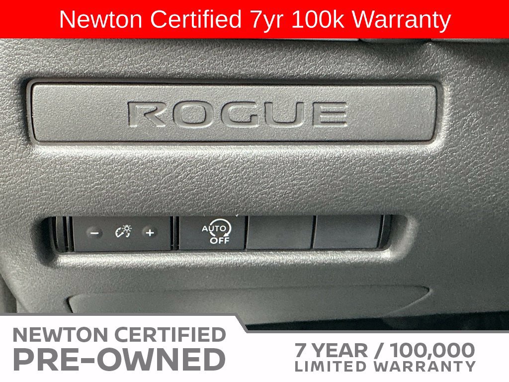 Used 2024 Nissan Rogue S AWD/4WD image 32