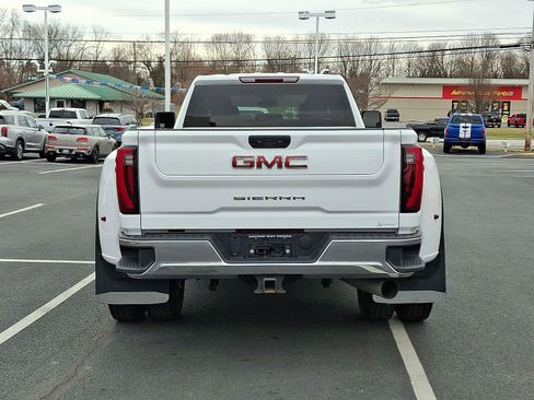 Used 2024 GMC Sierra 3500 SLE w/ SLE Value Package image 5