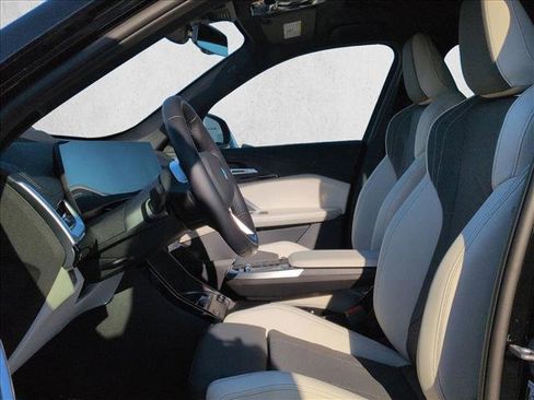 New 2026 BMW X1 xDrive28i image 4