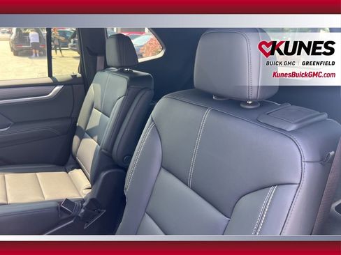 New 2025 GMC Acadia Elevation w/ Elevation Premium Package image 43