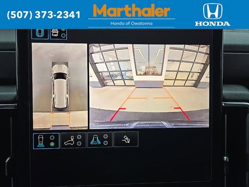 Used 2025 GMC Yukon XL Denali image 27