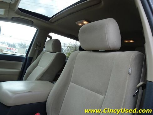 Used 2012 Toyota Sequoia SR5 AWD/4WD image 12