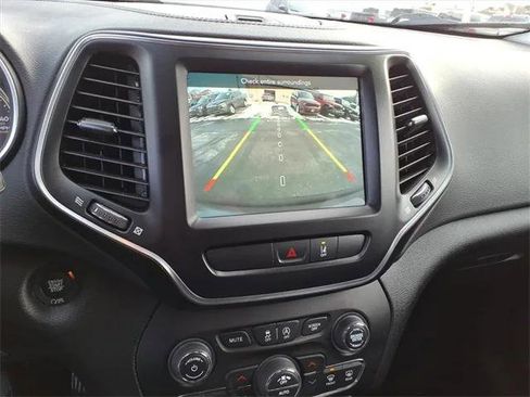 Certified 2022 Jeep Cherokee Latitude Lux image 15