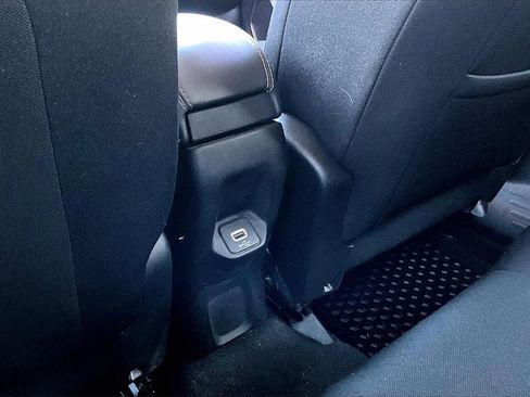 Used 2022 Jeep Renegade Latitude image 33