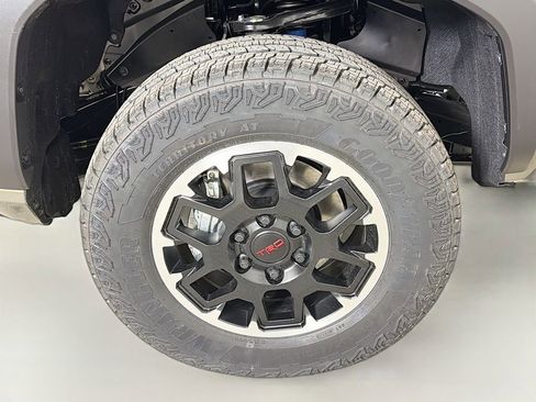 New 2026 Toyota Tacoma TRD Off-Road AWD/4WD image 27
