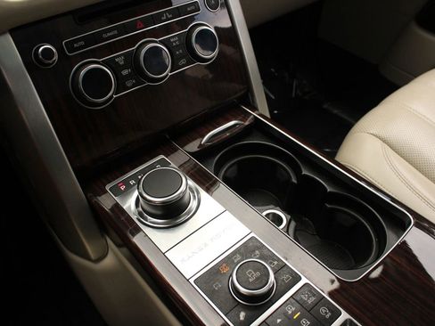 Used 2014 Land Rover Range Rover Supercharged image 33