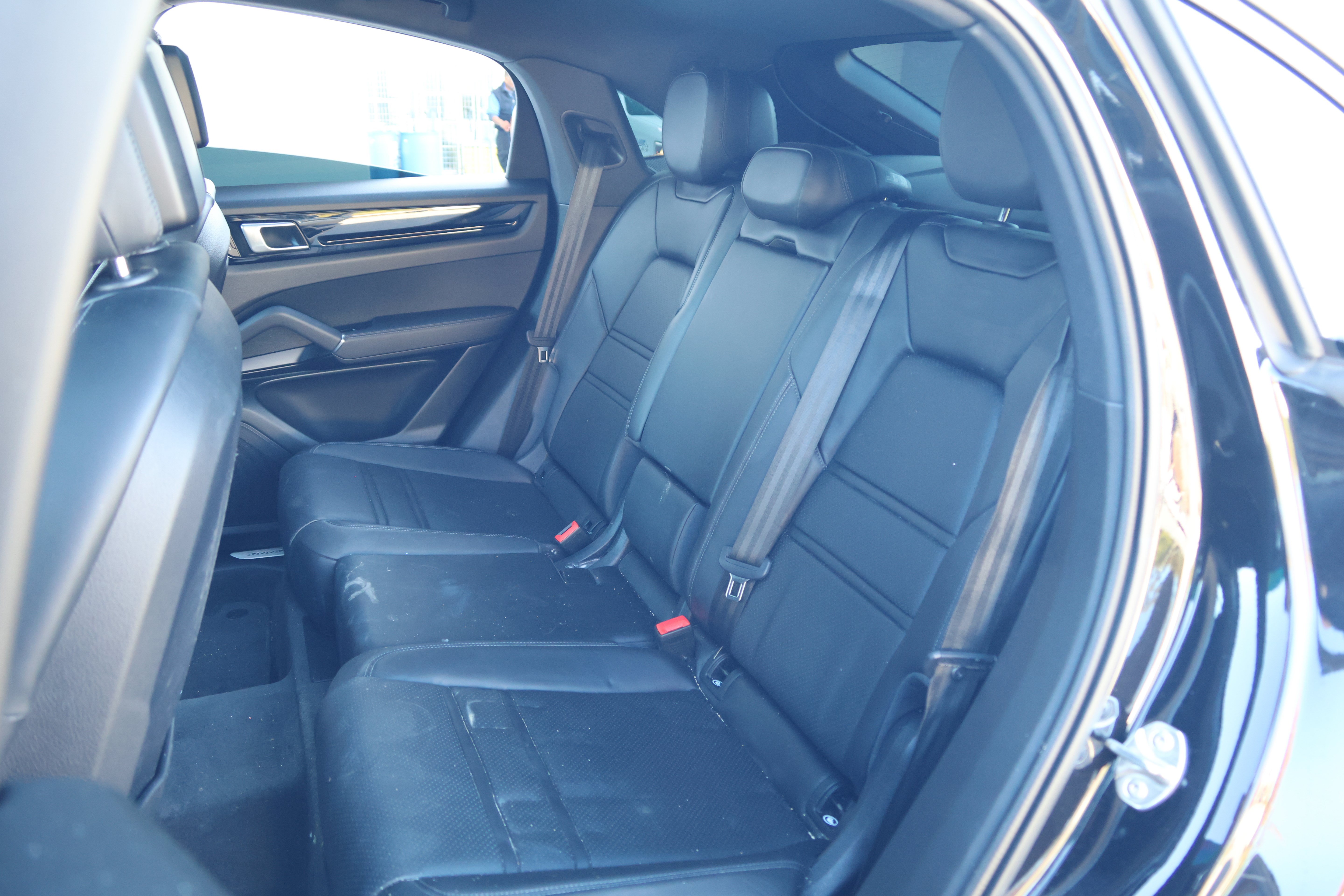 Used 2022 Porsche Cayenne S AWD/4WD image 34