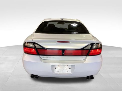 Used 2005 Pontiac Bonneville GXP FWD image 7