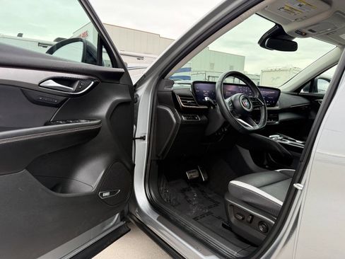 Used 2025 Buick Envision Sport Touring image 15