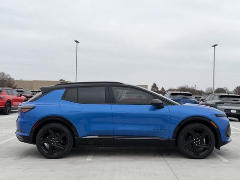 New 2026 Chevrolet Equinox EV RS FWD image 3