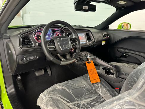 Used 2023 Dodge Challenger SRT Hellcat image 11