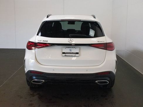 Used 2026 Mercedes-Benz GLC 300 4MATIC image 5