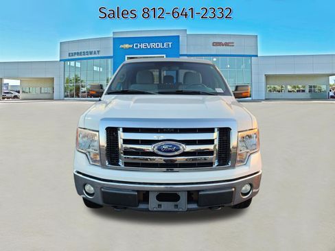 Used 2011 Ford F150 XLT w/ XLT Convenience Pkg image 2