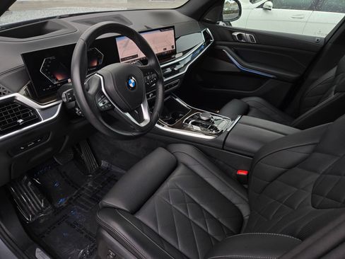 Used 2026 BMW X5 xDrive40i AWD/4WD image 8