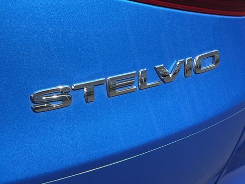 Certified 2023 Alfa Romeo Stelvio Veloce AWD/4WD image 15