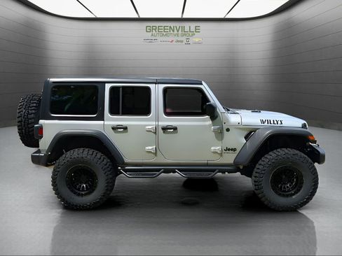 New 2024 Jeep Wrangler Unlimited Sport image 8