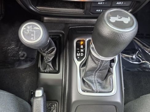 Used 2026 Jeep Wrangler Sport AWD/4WD image 27