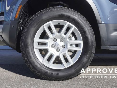 Used 2025 Land Rover Defender 110 S image 34