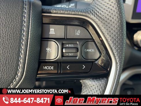 Used 2024 Toyota Tundra Limited w/ Power Package image 23