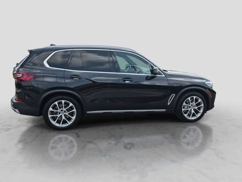 Used 2022 BMW X5 xDrive40i AWD/4WD image 9