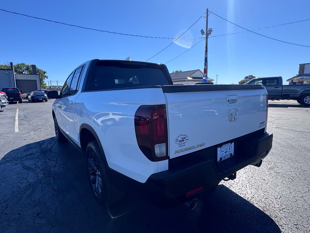 Used 2023 Honda Ridgeline Sport image 4