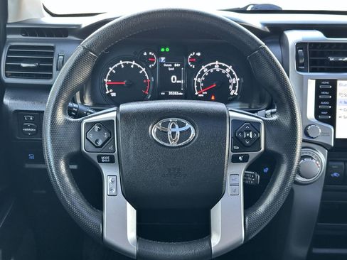 Used 2023 Toyota 4Runner SR5 Premium w/ Moonroof Package AWD/4WD image 42