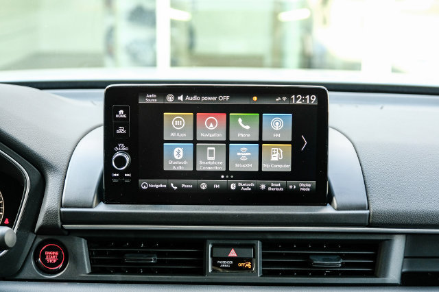 New 2025 Honda Pilot Touring image 18