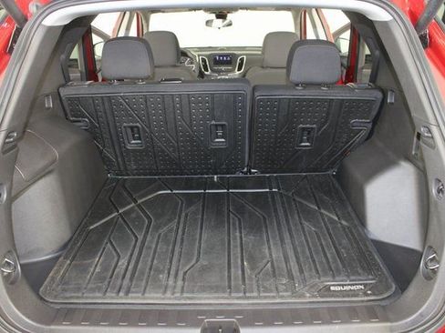 Used 2024 Chevrolet Equinox LT w/ LPO, Floor Liner Package image 17