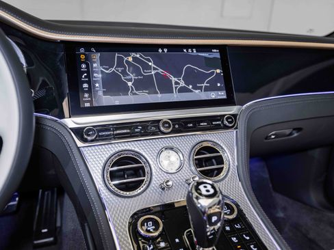 Used 2024 Bentley Continental GT Mulliner image 26