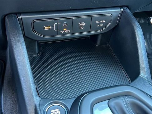 New 2025 Kia K4 LXS image 18