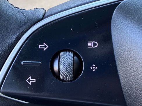 Used 2024 Tesla Model 3 Standard Range RWD image 29