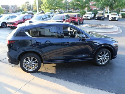 Used 2025 MAZDA CX-5 AWD 2.5 S w/ Premium Plus Pkg image 5