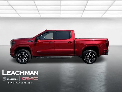 Used 2024 GMC Sierra 1500 AT4 w/ Technology Package AWD/4WD image 7