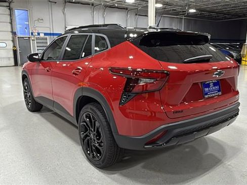 New 2026 Chevrolet Trax RS w/ Driver Confidence Package image 7