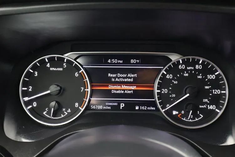 Used 2024 Nissan Rogue S FWD image 24