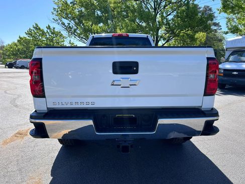 Used 2019 Chevrolet Silverado 2500 W/T w/ WT Convenience Package image 4