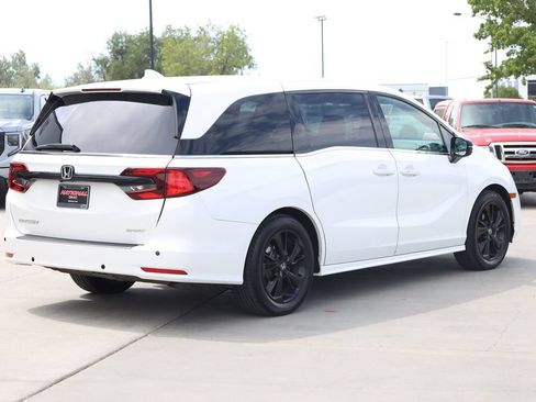 Used 2023 Honda Odyssey Sport image 6