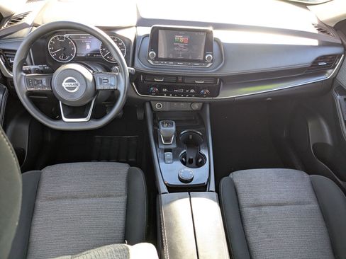 Used 2021 Nissan Rogue SV image 26