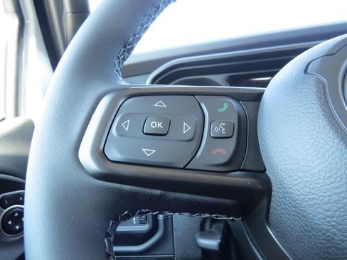 New 2025 Jeep Gladiator Sport image 23