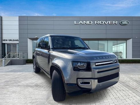 Used 2023 Land Rover Defender 110 S AWD/4WD image 5