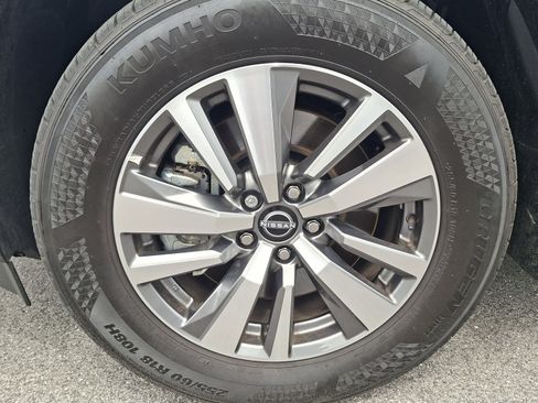 Used 2025 Nissan Pathfinder SL w/ Cargo Package FWD image 25