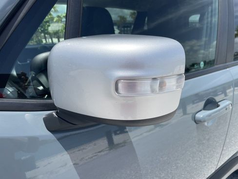 Used 2018 Jeep Renegade Limited w/ UConnect 8.4 Nav Group AWD/4WD image 24