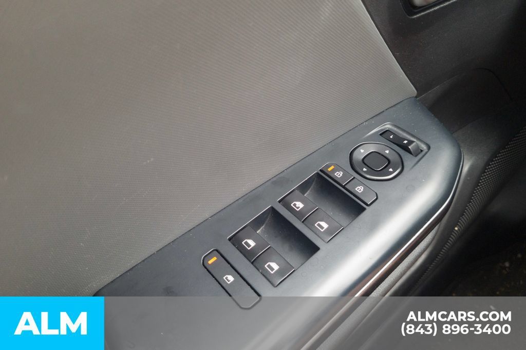 Used 2025 Kia K4 FWD image 14
