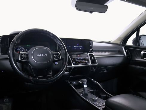 Used 2022 Kia Sorento S FWD image 21