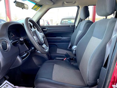 Used 2014 Jeep Patriot Sport w/ Power Value Group image 9
