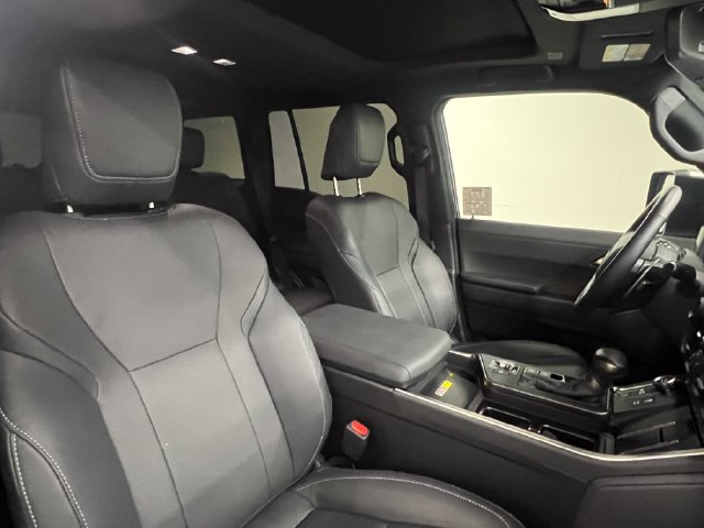 Certified 2025 Lexus GX 550 w/ Accessory Package (31) AWD/4WD image 11